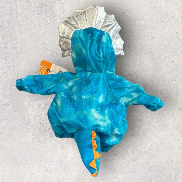 NWT INFANT TRICERATOPS Dinosaur Costume pull over Size 0 - 6 months - Picture 3 of 7